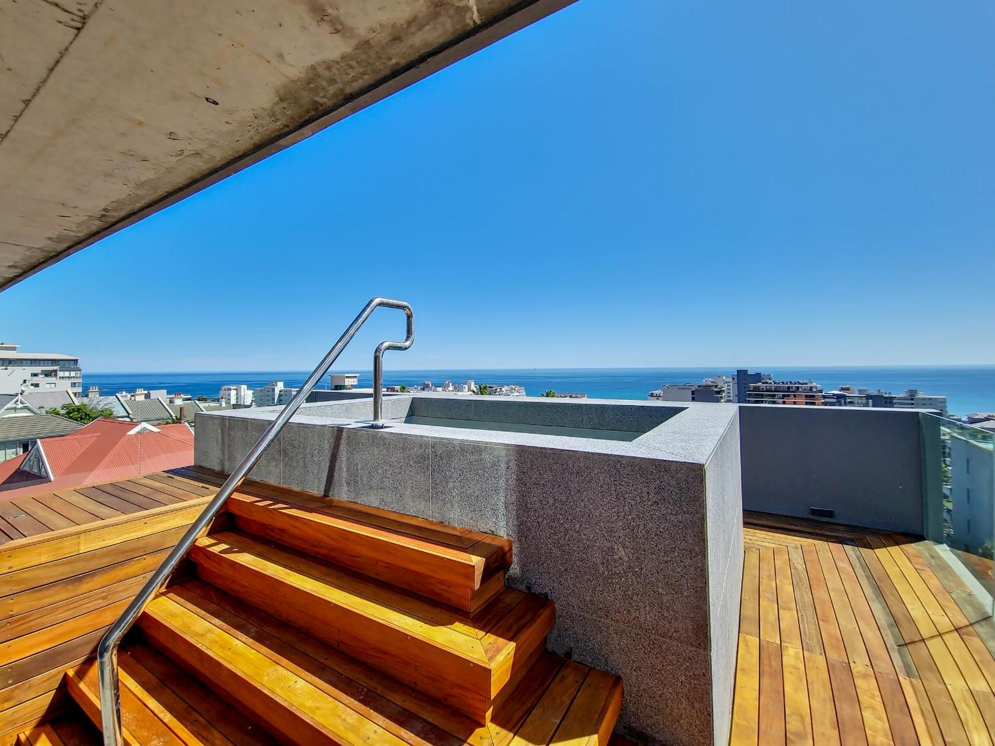 Apartment Botique In Vibrant Sea Point Cape Town